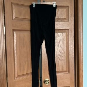 Well loved maternity leggings